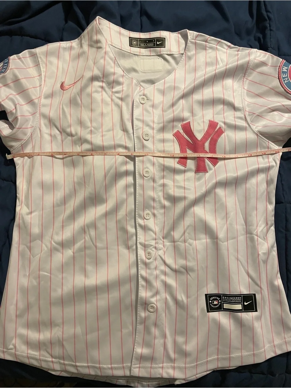New York Yankees Jeter Jersey with Pink Pinstripes - Picture 1 of 4